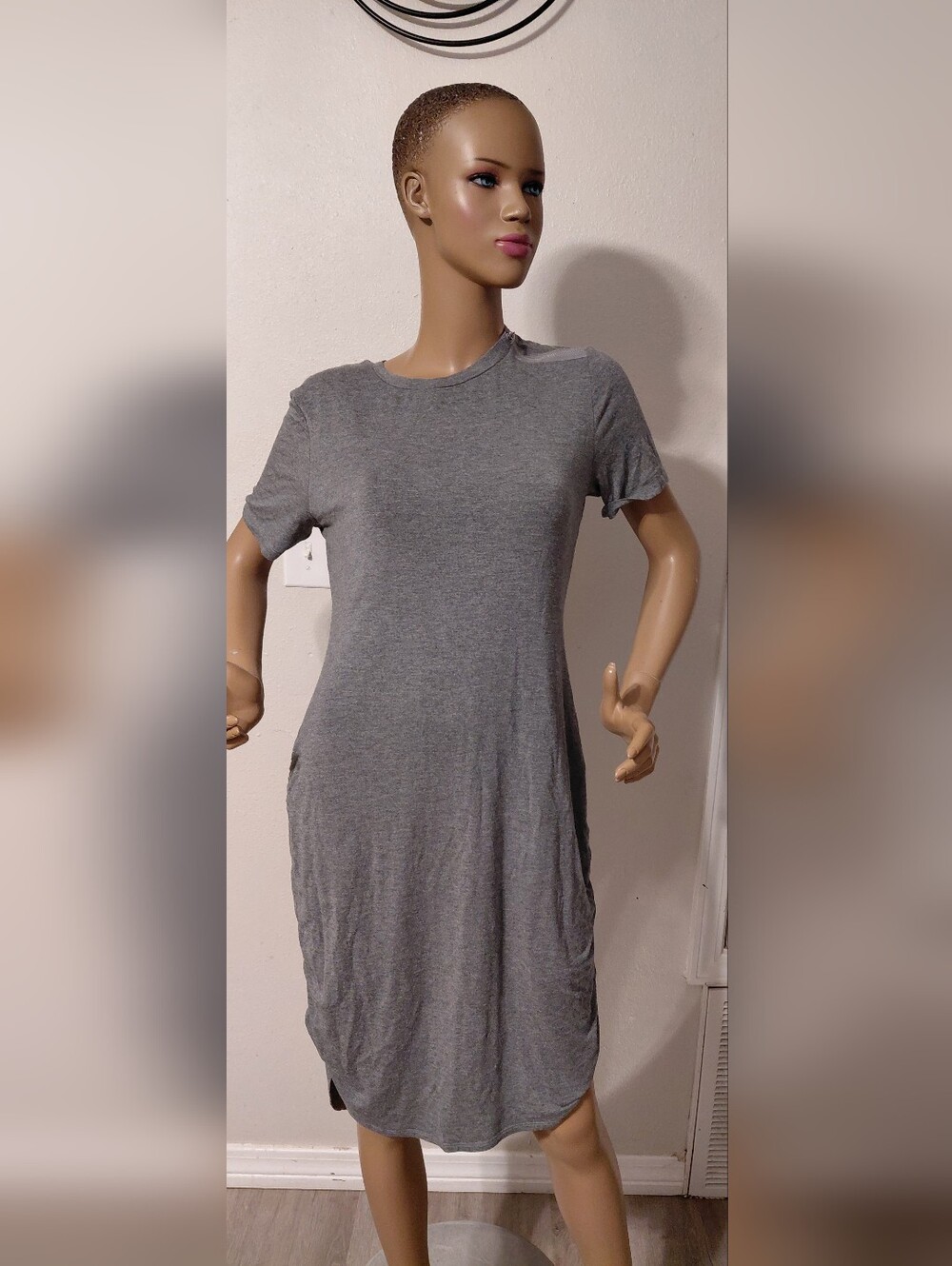 Banana Republic Gray Short-Sleeve Knit Tunic